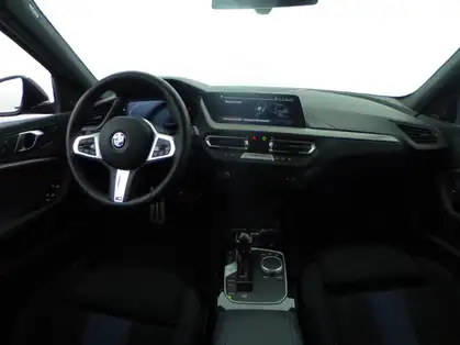 BMW SERIE 1 118i 136 ch DKG7 M Sport