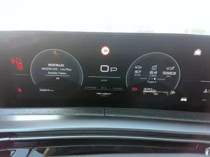 PEUGEOT 5008 ALLURE Hybrid 145 CV e-DCS6 
