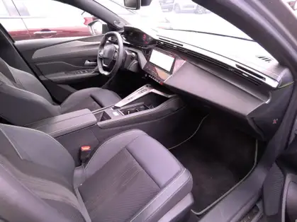 PEUGEOT 408 GT HYBRID 136 CV e-DCS6