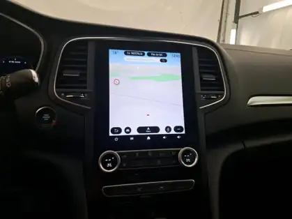 PEUGEOT 3008 Blue dCi 115 EDC Techno