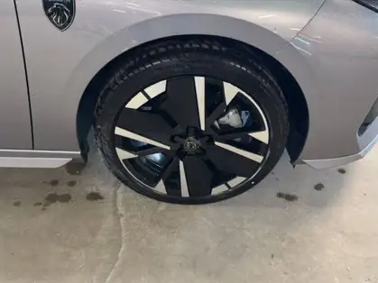 PEUGEOT 308 GT Hybrid 145 CV e-DCS6