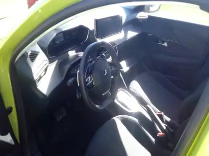 PEUGEOT 208 Hybrid 110 ch e-DCS6 Style