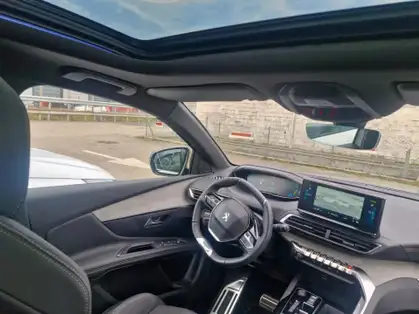 PEUGEOT 3008 GT HYBRID 225 CV E-EAT8