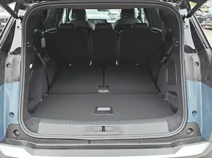 PEUGEOT 5008 Hybrid 145 e-DCS6 GT / Pack Vision 360