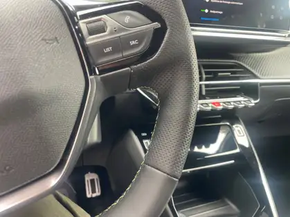 PEUGEOT 208 GT HYBRID 100 CV E-DCS6 