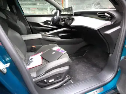 PEUGEOT 5008 GT Hybrid 145 CV e-DCS6 