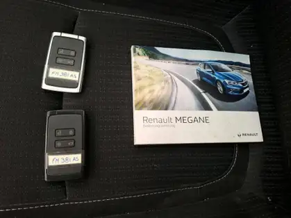 RENAULT MEGANE IV Blue dCi 115 EDC Business