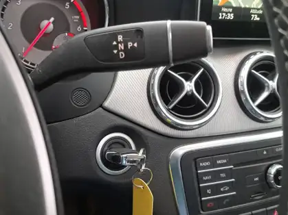 MERCEDES CLASSE GLA 180 d Activity Edition 7-G DCT A
