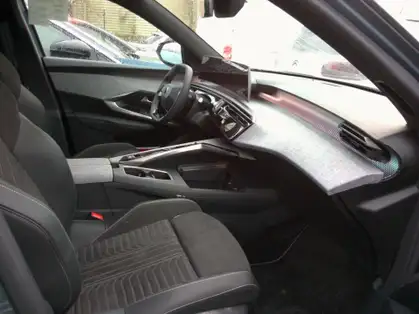 PEUGEOT 3008 GT Hybrid 145 e-DCS6