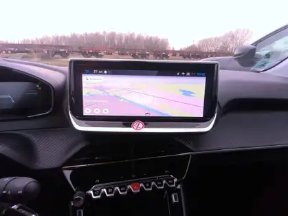 PEUGEOT 208 ALLURE HYBRID 100 CV E-DCS6