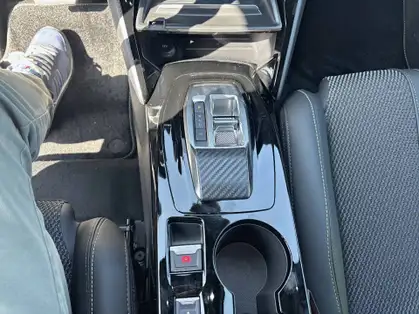 PEUGEOT 208 GT HYBRID 100 CV E-DCS6 