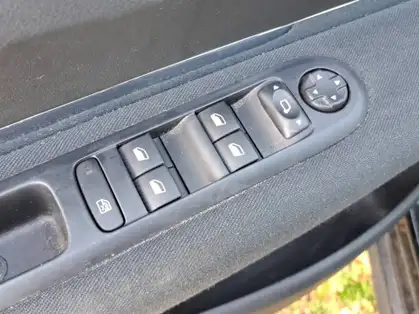 PEUGEOT 3008 1.6 BlueHDi 120ch S&S BVM6 Active