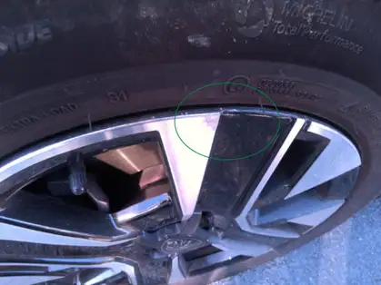 PEUGEOT 208 ALLURE HYBRID 100 CV E-DCS6