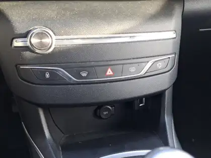 PEUGEOT 308 ALLURE BlueHDi 130 CV BVM6