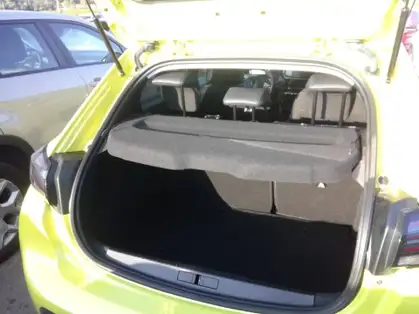 PEUGEOT 208 ALLURE HYBRID 100 CV E-DCS6