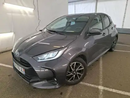 TOYOTA YARIS HYBRIDE 116h Design