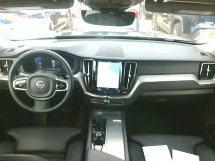 VOLVO XC60 B4 197 ch Geartronic 8 Plus Style Dark