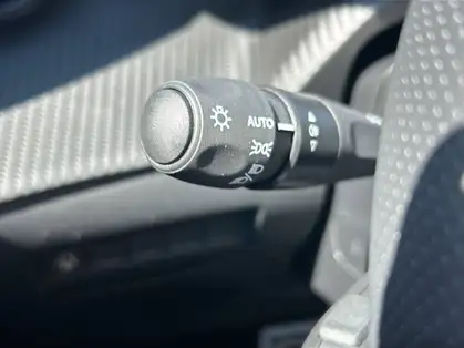 PEUGEOT 2008 GT Hybrid 145 CV e-DCS6 