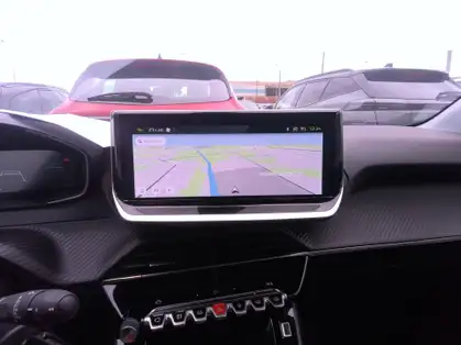 PEUGEOT 208 ALLURE HYBRID 100 CV E-DCS6