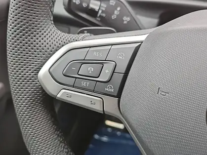 VOLKSWAGEN T-ROC 1.5 eTSI Hybrid 150 ch DSG7 R-Line