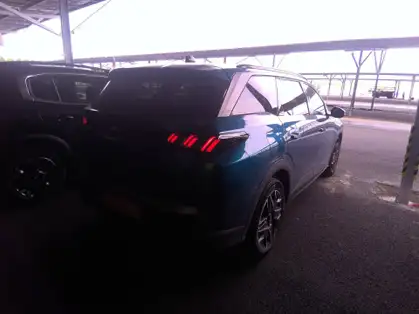 PEUGEOT 5008 ALLURE Hybrid 145 CV e-DCS6 