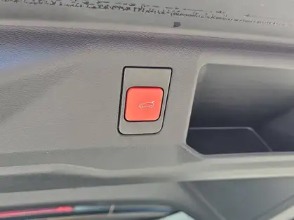 PEUGEOT 5008 GT 1.2 HYBRID 136 CV E-DCS6