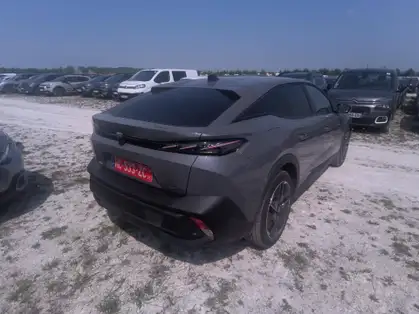PEUGEOT 408 GT HYBRID 136 CV e-DCS6