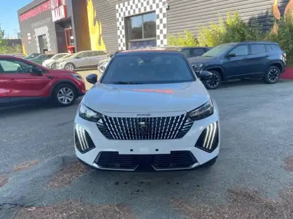 PEUGEOT 2008 GT HYBRID 136 CV E-DCS6