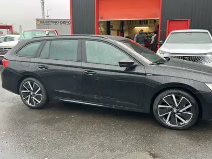 SKODA OCTAVIA COMBI SPORTLINE 1.5 TSI Hybrid 150 CV DSG7 
