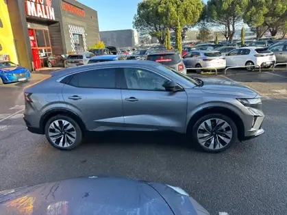 RENAULT RAFALE TECHNO E-Tech full hybrid 200 CV 