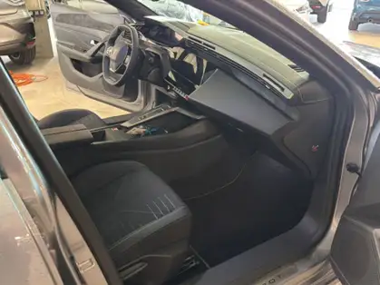 PEUGEOT 308 GT Hybrid 145 CV e-DCS6