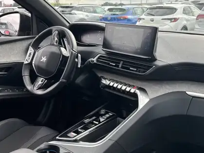PEUGEOT 3008 GT HYBRID 225 CV E-EAT8