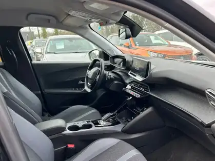 PEUGEOT 2008 ALLURE 1.2 PURETECH 130 CV EAT8