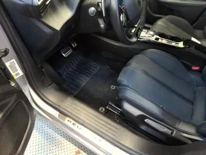 PEUGEOT 2008 GT 1.2 PURETECH 130 CV EAT8