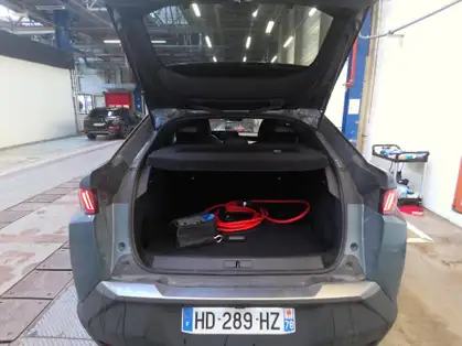 PEUGEOT 3008 210 ch 73 kWh Allure