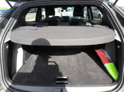 PEUGEOT 2008 ALLURE Hybrid 145 CV e-DCS6 