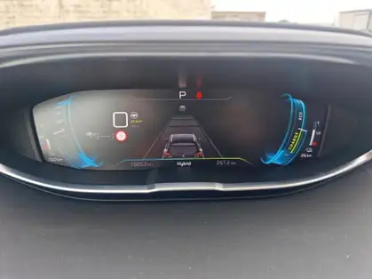 PEUGEOT 3008 GT HYBRID 225 CV E-EAT8