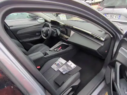 PEUGEOT 308 PHEV 180 e-EAT8 Allure