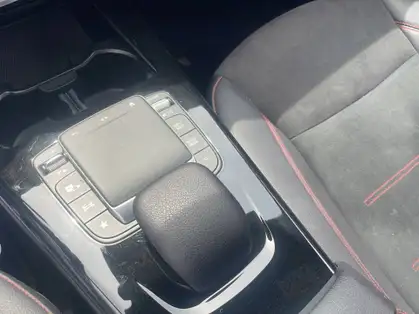 MERCEDES CLASSE A 250 e 8G-DCT AMG LINE