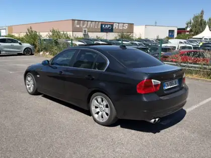 BMW SERIE 3 E90 330i 272ch Luxe A