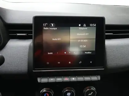 RENAULT CLIO V EVOLUTION E-Tech full hybrid 145 CV 