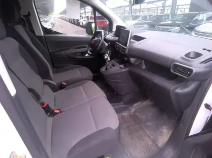 PEUGEOT PARTNER FOURGON TAILLE M 950 KGS BLUEHDI 100 CV BVM6