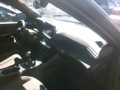 PEUGEOT 2008 ALLURE PURETECH 100 CV BVM6