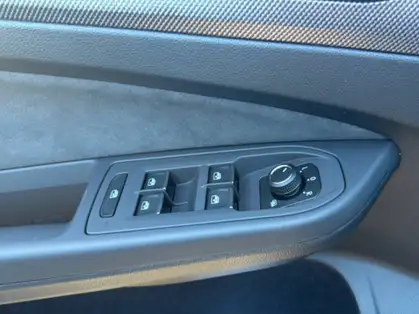 VOLKSWAGEN GOLF R-LINE LIMITED 1.5 eTSI EVO2 150 CV DSG7 