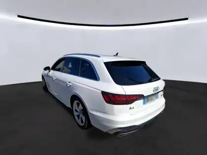 AUDI A4 AVANT 30 TDI 136 S tronic 7 S line