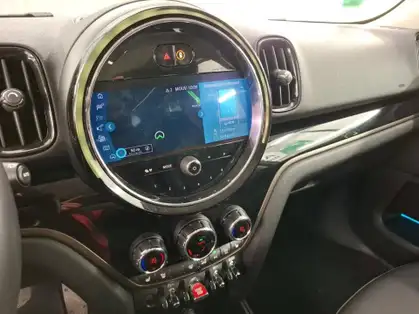 MINI COUNTRYMAN F60 LCI COOPER ESSENTIAL 136 CV BVA7 