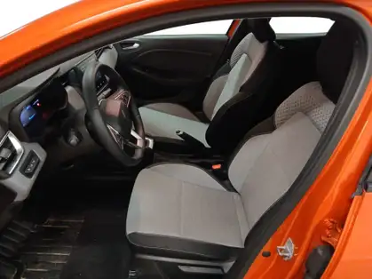 RENAULT CLIO V EVOLUTION E-Tech full hybrid 145 CV 