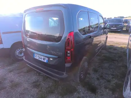 CITROEN BERLINGO MULTISPACE Taille M 136 ch 54 kWh Plus
