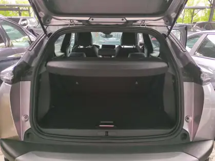 PEUGEOT 2008 GT HYBRID 136 CV E-DCS6