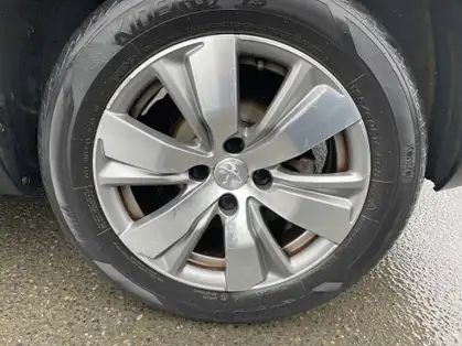PEUGEOT 2008 2008 ALLURE 1.6 BLUEHDI 100 CV BVM6